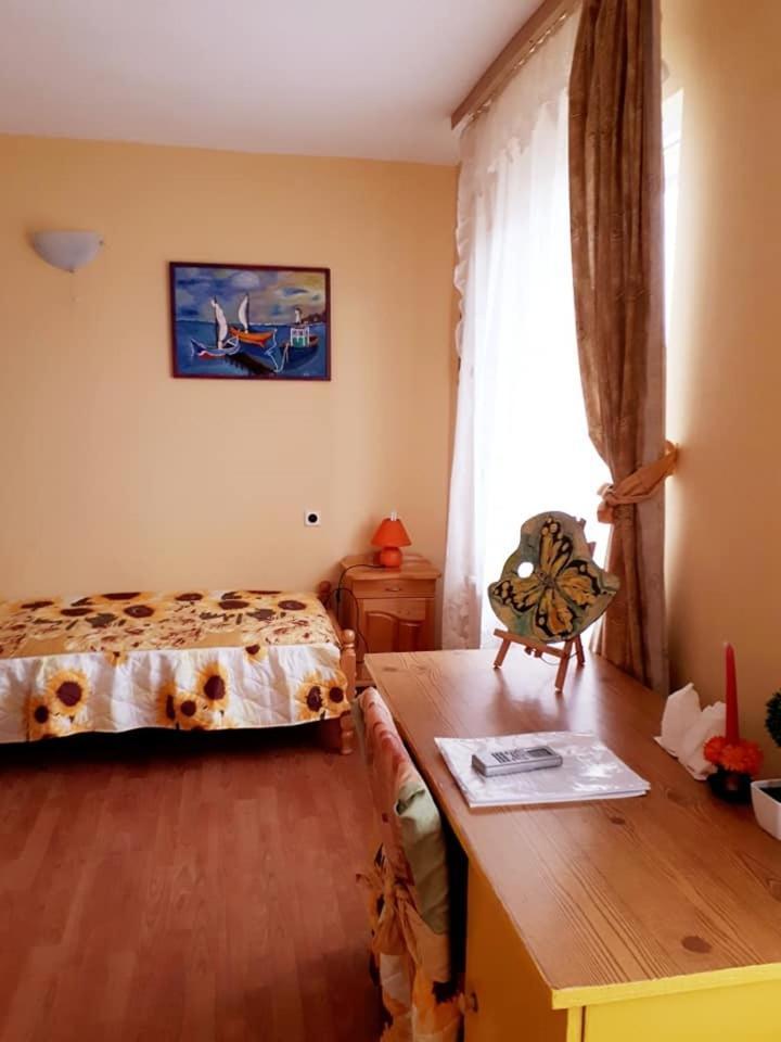 Hadjibulevata Guest House Kovachevtsi Dış mekan fotoğraf